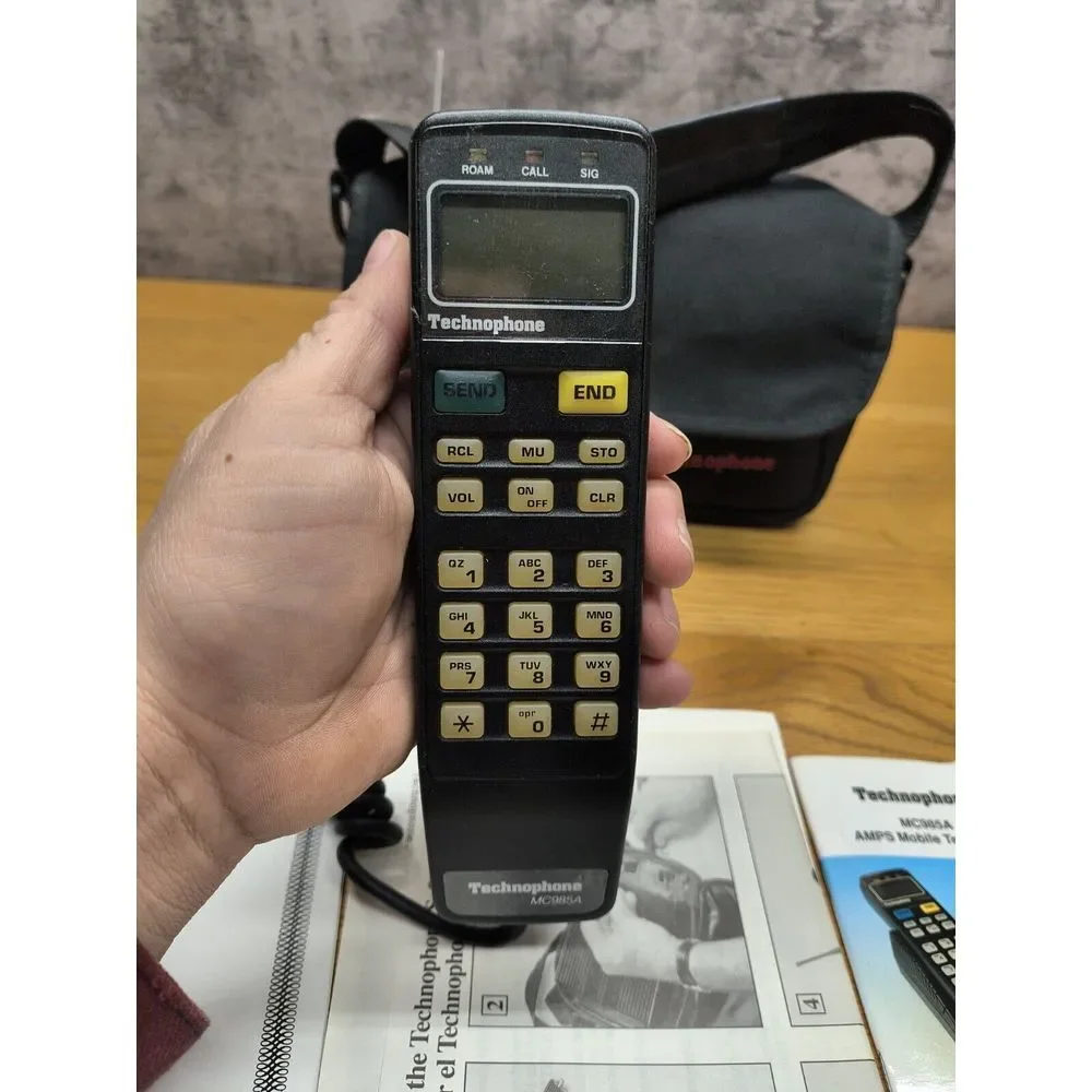 Vintage Technophone MC985A Mobile Car Phone with Carry Case, User Guide, Charger
